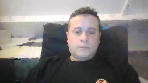 Snapshot of tanitog chatting on 12.31.24 Tanitog online show from 12.31.24