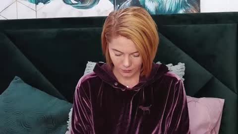 Snapshot of taniyagrey chatting on 03.07.25 tanyaGrey online show from 03.07.25