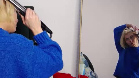 Snapshot of taniyagrey chatting on 02.16.26 tanyaGrey online show from 02.16.26