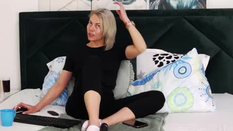 Snapshot of taniyagrey chatting on 04.07.26 tanyaGrey online show from 04.07.26