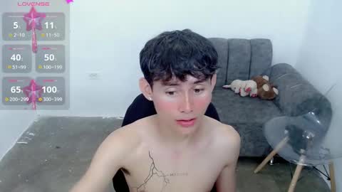 Snapshot of tanjiro_cute chatting on 12.31.24 Andres online show from 12.31.24