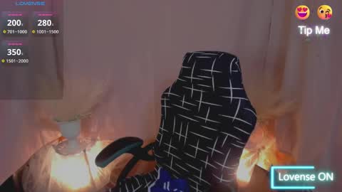 Snapshot of tannedskinmatty chatting on 12.09.24 Matty online show from 12.09.24