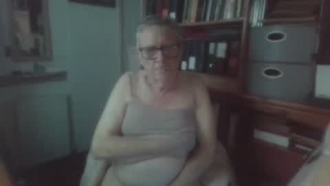 Snapshot of tantric43 chatting on 04.22.26 alex tanner online show from 04.22.26
