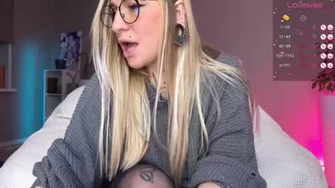 Tanya acid       online show from 12.18.25