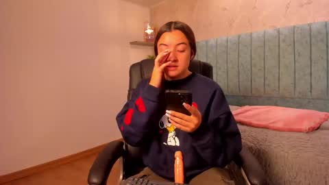 Snapshot of tara_parker chatting on 02.21.26 Tara online show from 02.21.26