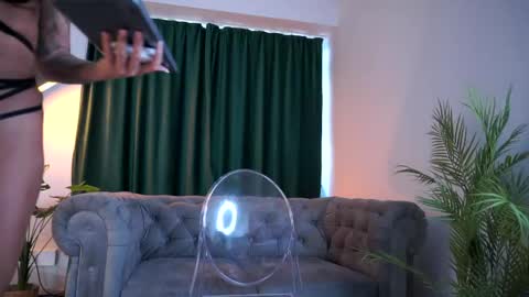 Elliot online show from 05.11.26