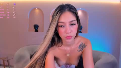 Tara Lawrence online show from 02.17.25