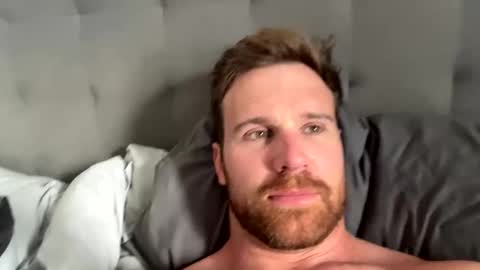 Snapshot of tarzan_thejungleboy chatting on 11.12.25 Tarzan online show from 11.12.25