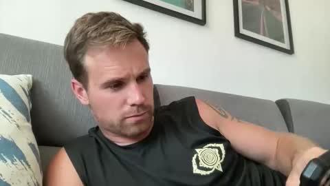 Snapshot of tarzan_thejungleboy chatting on 11.19.25 Tarzan online show from 11.19.25