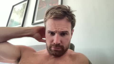 Snapshot of tarzan_thejungleboy chatting on 11.24.25 Tarzan online show from 11.24.25