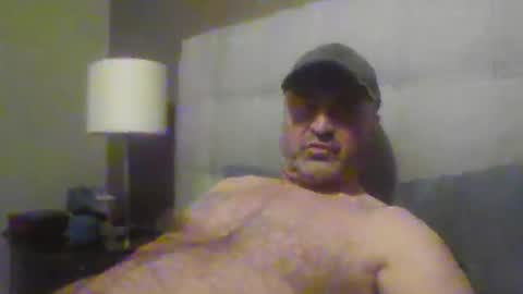Snapshot of tarzeny77 chatting on 05.18.26 tarzeny77 online show from 05.18.26