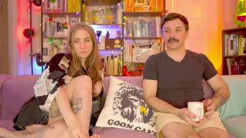 Snapshot of task_manager chatting on 01.18.25 Vivian Clark online show from 01.18.25