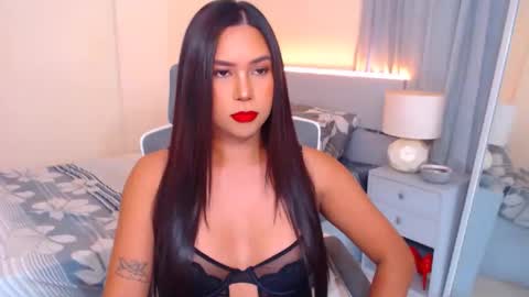 Snapshot of tasteofinnocence chatting on 05.18.26 Miss Tati online show from 05.18.26