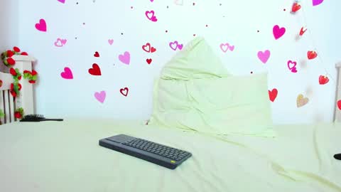 Snapshot of tasty_alan_ chatting on 02.26.25 tasty_alan_ online show from 02.26.25