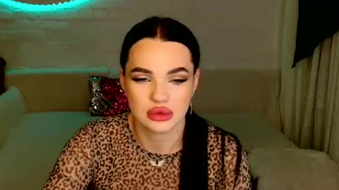 tasty_babyy online show from 01.17.25