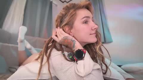 Snapshot of tasty_tomato chatting on 10.19.25 RHEA pronanciation like Reya online show from 10.19.25