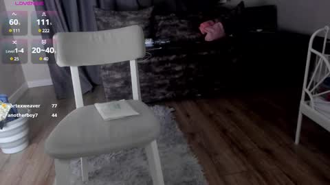 Snapshot of tate_west chatting on 02.19.25 Lizzy online show from 02.19.25