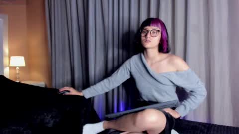 Snapshot of tati_cardenas chatting on 03.02.25 AME online show from 03.02.25