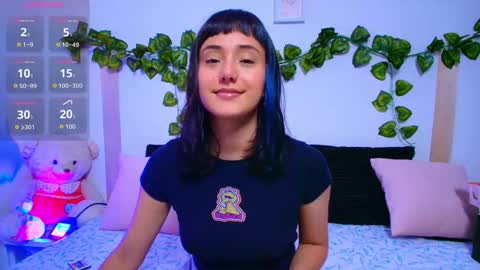 Snapshot of tati_cardenas chatting on 09.25.25 AME online show from 09.25.25