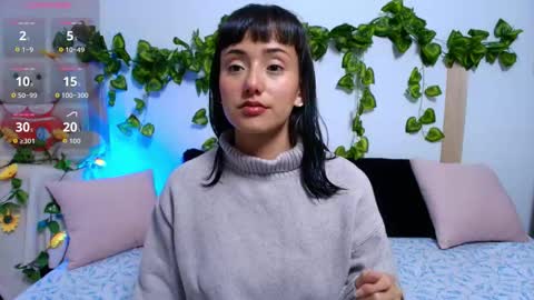 Snapshot of tati_cardenas chatting on 11.02.25 AME online show from 11.02.25