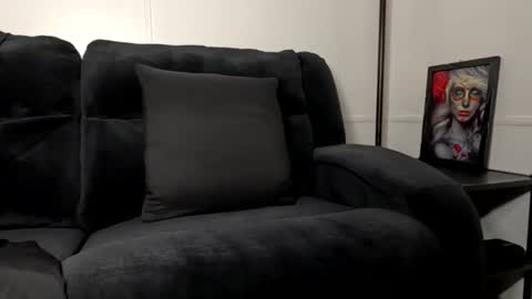 Snapshot of tatiana365524 chatting on 10.12.25 Tatiana online show from 10.12.25