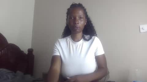 Snapshot of tatiana_254 chatting on 10.20.25 tatiana_254 online show from 10.20.25