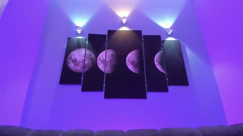 Snapshot of tatii_moon chatting on 02.23.25 Tati online show from 02.23.25