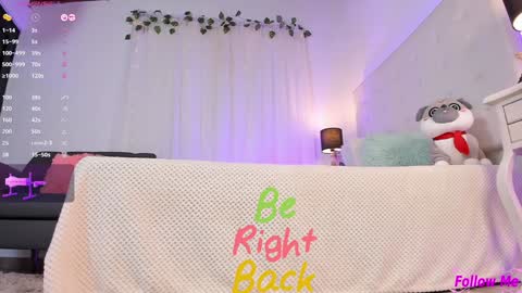 Snapshot of tatikiss_ chatting on 01.18.25 Tatiana independent girl online show from 01.18.25