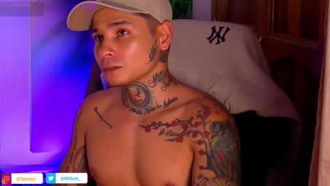 Snapshot of tattokoi chatting on 10.23.25 tattokoi online show from 10.23.25