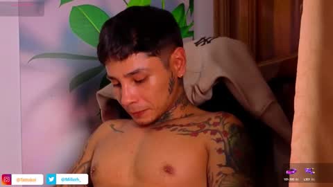 Snapshot of tattokoi chatting on 10.27.25 tattokoi online show from 10.27.25