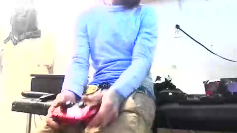 Snapshot of tattoo3333 chatting on 11.28.25 tattoo3333 online show from 11.28.25