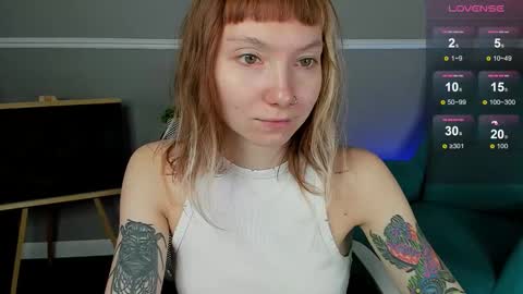 Snapshot of tattoo_artbaby chatting on 09.13.25 tattoo_artbaby online show from 09.13.25