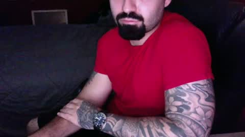 Snapshot of tattooedandbearded22 chatting on 07.04.26 tattooedandbearded22 online show from 07.04.26