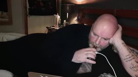 Tattooeddilf 01 online show from 12.11.24