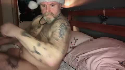 Tattooeddilf 01 online show from 12.25.24