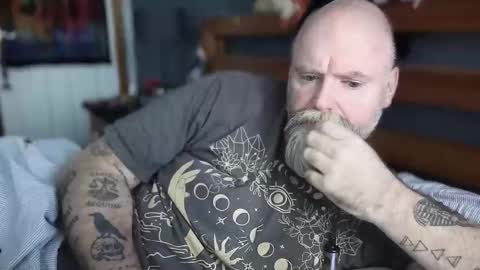 Tattooeddilf 01 online show from 09.29.25