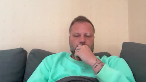 Snapshot of tattoomanforgirls chatting on 03.31.26 tattoomanforgirls online show from 03.31.26