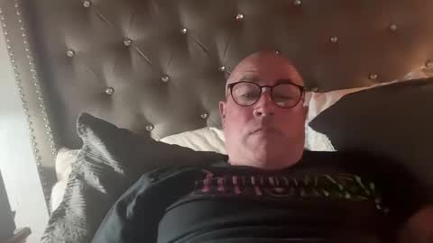 Snapshot of tattoosandabs chatting on 01.19.25 tattoosandabs online show from 01.19.25