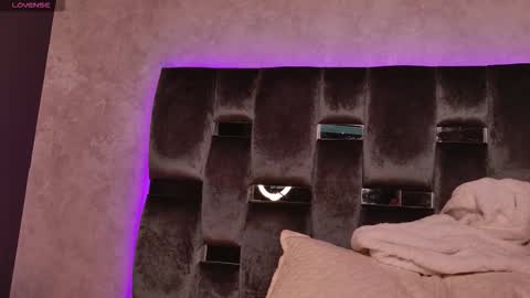 Snapshot of taurito___ chatting on 10.05.25 taurito___ online show from 10.05.25