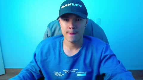 Snapshot of taurus4k chatting on 02.19.25 taurus4k online show from 02.19.25