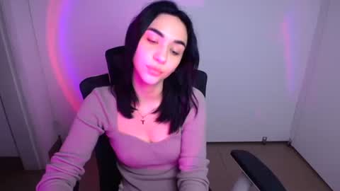 Tayla online show from 10.11.25