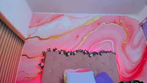 Sarah  online show from 03.07.25