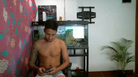 Taylor and Meghan online show from 10.17.25