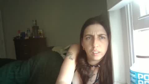 Snapshot of taylorslay chatting on 02.10.26 taylorslay online show from 02.10.26