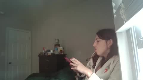 Snapshot of taylorslay chatting on 02.17.26 taylorslay online show from 02.17.26