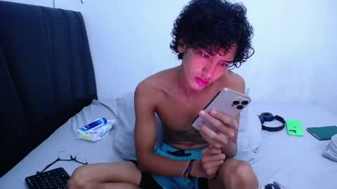 Tayron online show from 02.08.25