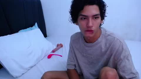 Tayron online show from 02.25.25