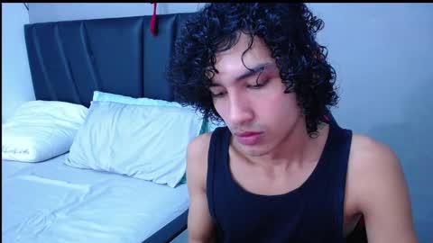 Tayron online show from 11.03.25