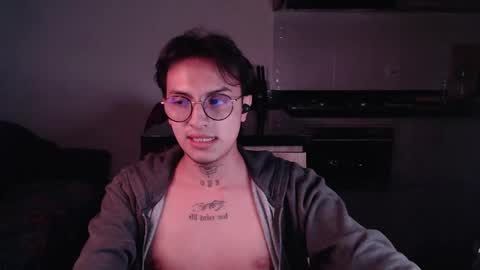 Snapshot of te0__0 chatting on 02.15.25 Teo independent model online show from 02.15.25