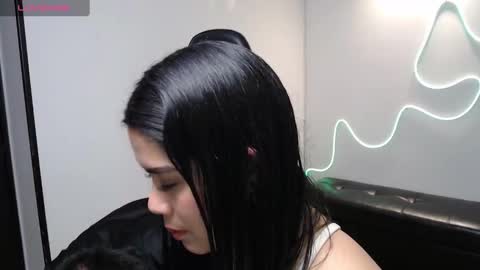 Snapshot of team_dinamite69 chatting on 02.11.25 DYNAMITE DUO69 online show from 02.11.25